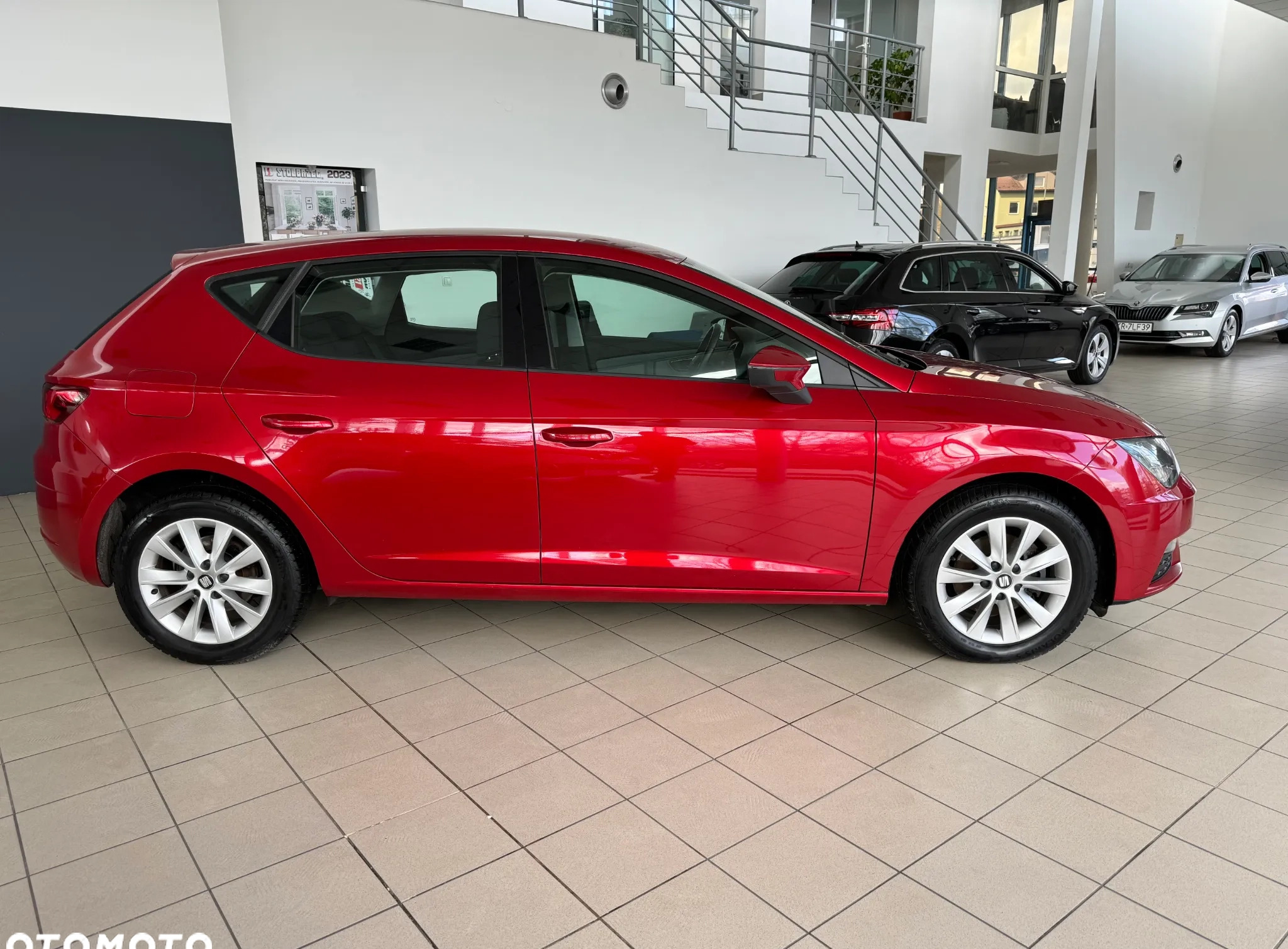 Seat Leon cena 56900 przebieg: 149000, rok produkcji 2019 z Kudowa-Zdrój małe 379